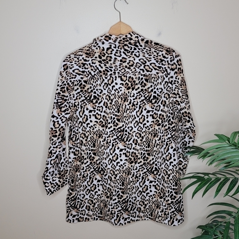 Chico's Leopard Print Popover Top Split Cuffs Bro… - image 4